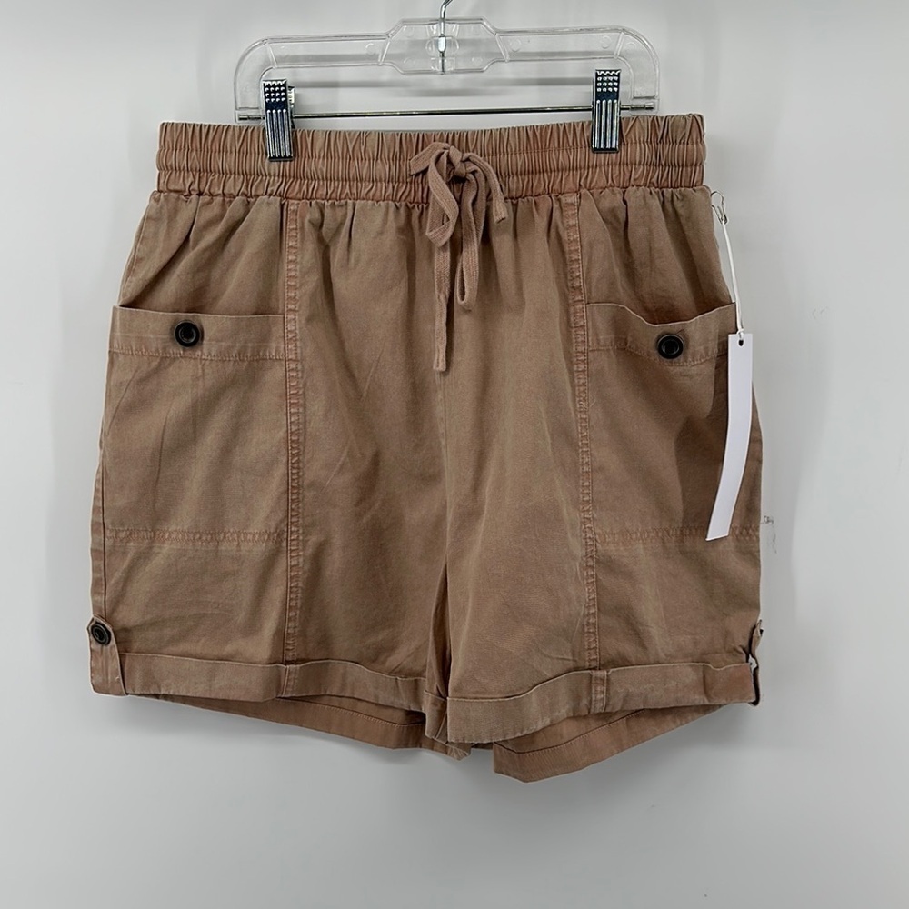 Tan Cargo Shorts with Drawstring&Elastic Waist and Cuffed Hems Size Medium